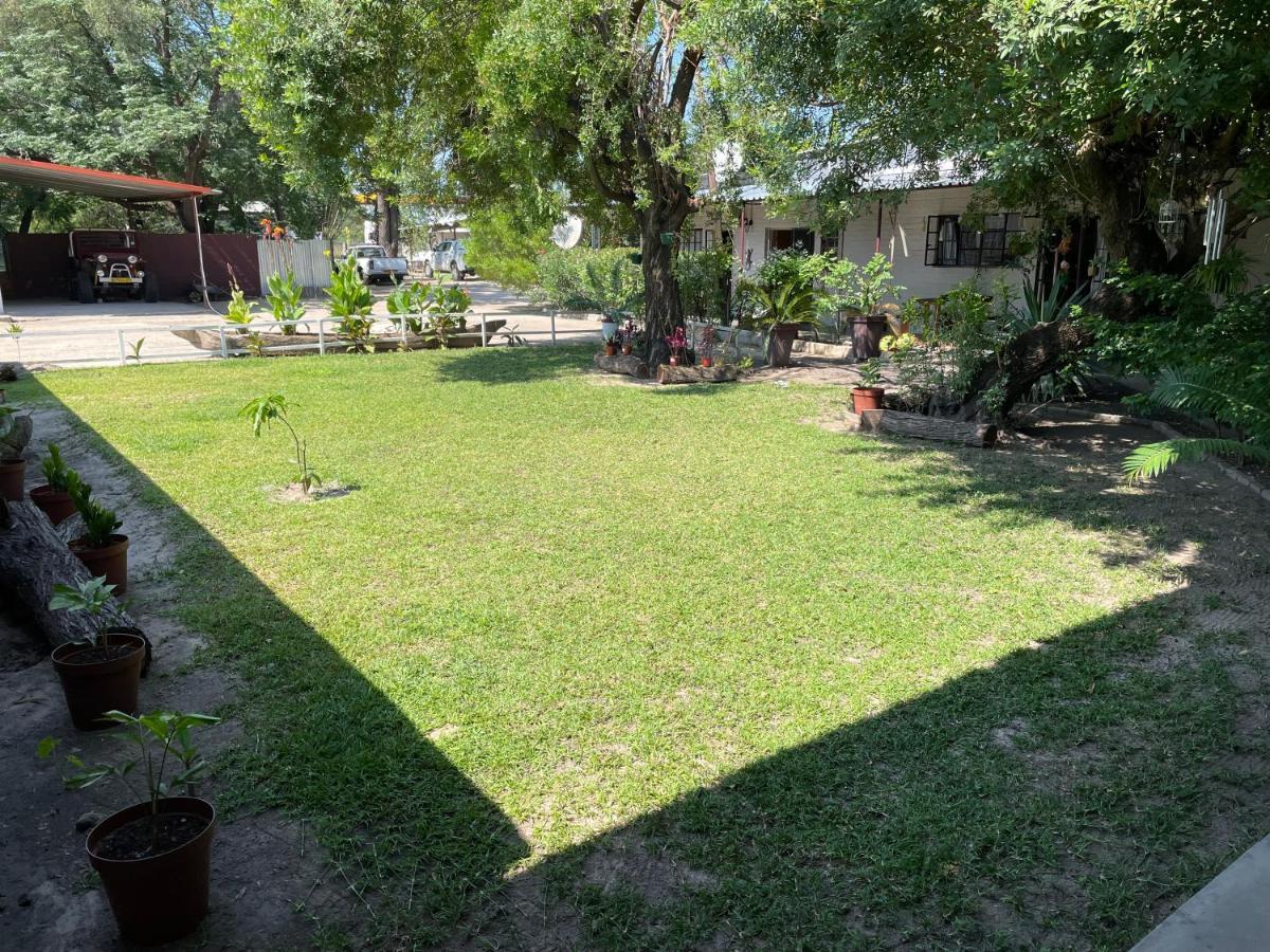 Kololo Guesthouse Katima Mulilo Eksteriør bilde